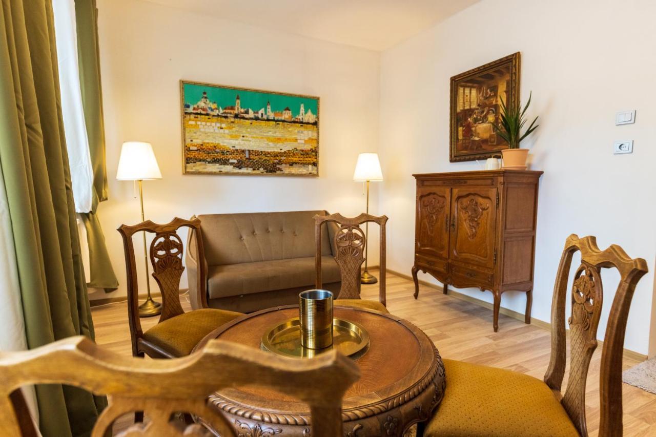 Doma3 Luxury Vilnius Apartment Esterno foto
